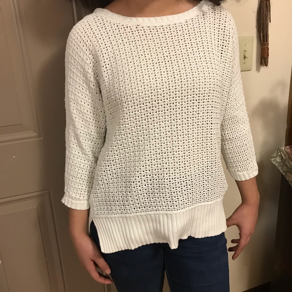⭐️ 4/$25 Vintage Liz Claiborne Crochet Sweater